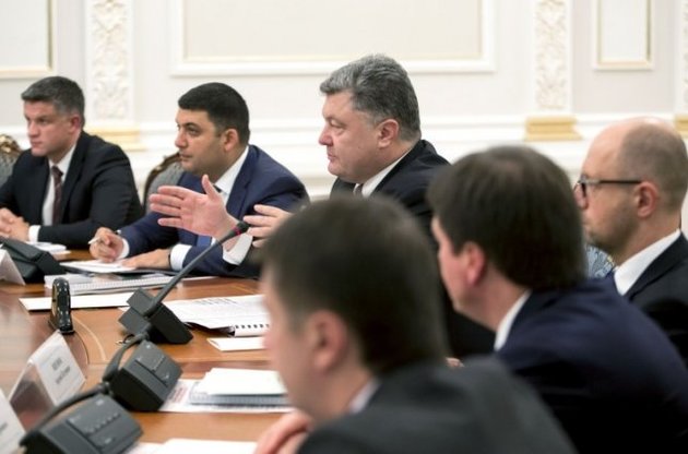 Зарплати і пенсії підвищать з вересня