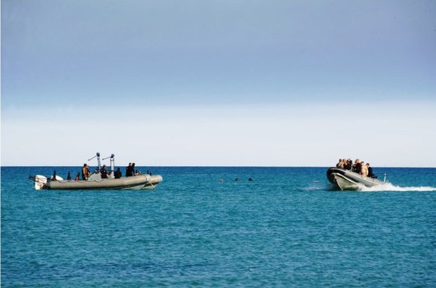 У Казахстані під час військових навчань потонули чотири БТР