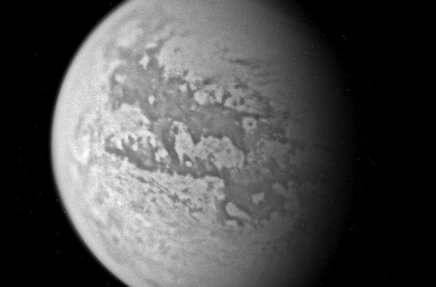 Ученые допустили наличие мощных течений в морях на спутнике Сатурна