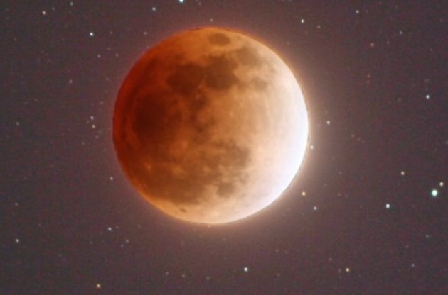 &laquo;Криваву суперповню&raquo; можна буде спостерігати онлайн