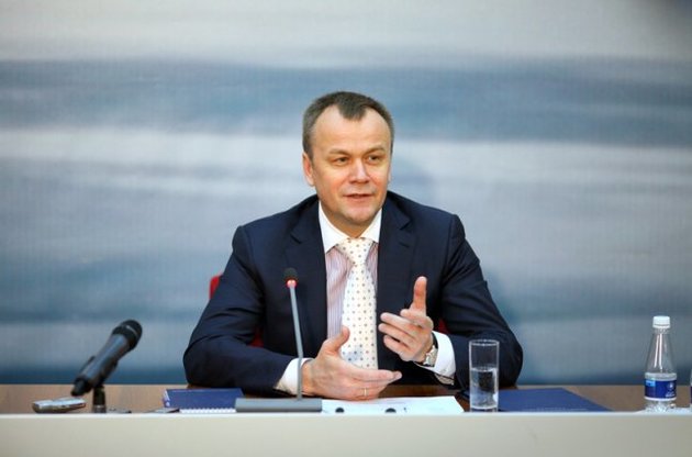 Коммунист может отобрать губернаторское кресло у представителя "Единой России"