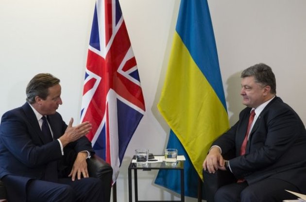 Порошенко и Кэмерон согласились, что выборы боевиков подрывают минские соглашения