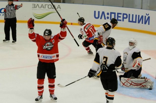 "Донбасс" вышел в лидеры чемпионата Украины по хоккею