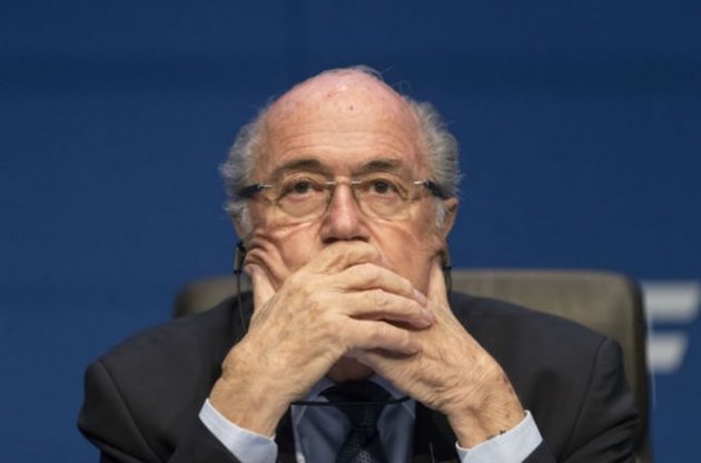 Спонсоры ФИФА требуют незамедлительной отставки Блаттера