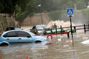 Жертвами наводнения на юге Франции стали 16 человек