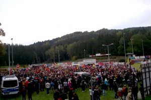 Тисячі німців вийшли протестувати проти біженців в Саксонії