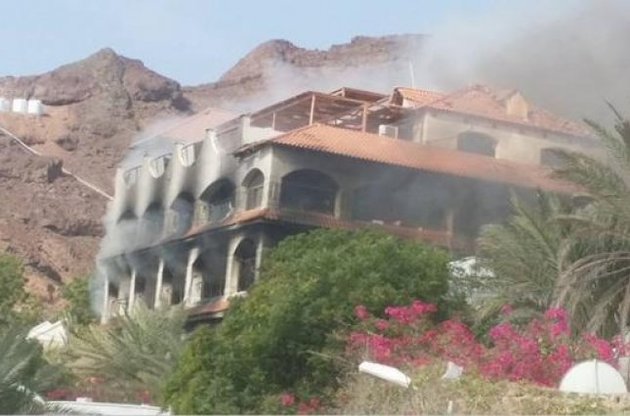 Из-за обстрела резиденции премьера в Йемене погибло 12 человек - CNN