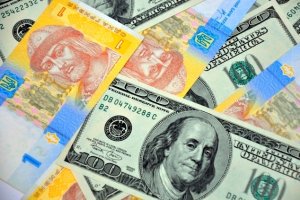 Курс гривні на міжбанку знизився до 21,75 грн/долар