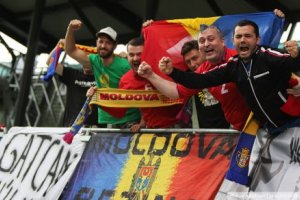 Російський футбольний союз поскаржиться в УЄФА на молдавських фанатів, які співали пісню про Путіна
