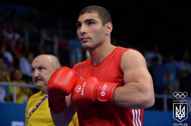 Два украинских боксера вышли в полуфинал чемпионата мира