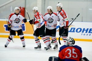 "Донбасс" сохранил лидерство в чемпионате Украины по хоккею