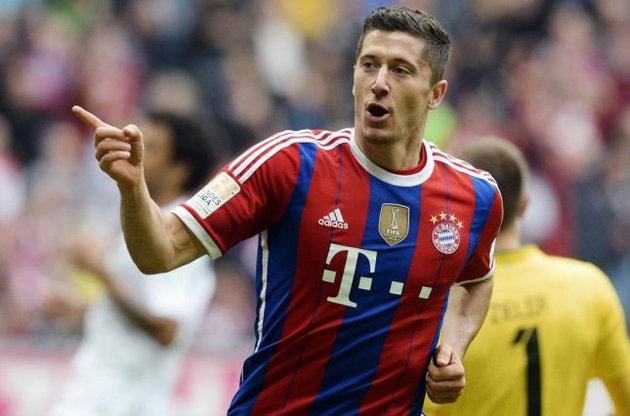 Левандовски лидирует в гонке за &quot;Золотую бутсу&quot;