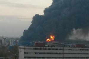 В промзоне Санкт-Петербурга произошел пожар высочайшей сложности