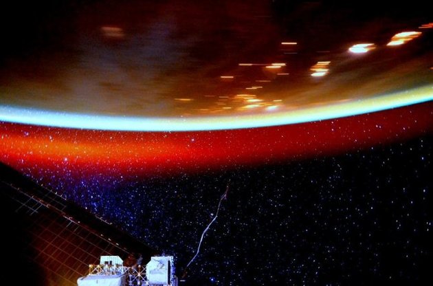 Астронавт NASA опублікував фото, на якому помітна атмосфери Землі
