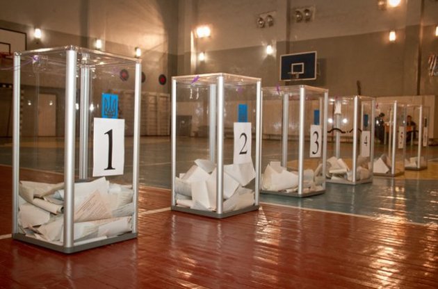 Значна частина українців зроблять свій вибір в останній момент