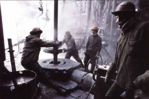 Глава российского ЦБ прогнозирует низкие цены на нефть в течение длительного времени