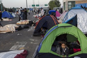 ЄС прогнозує прибуття в Європу до кінця 2016 року ще трьох мільйонів мігрантів