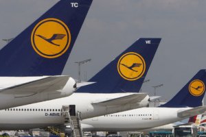Компания Lufthansa приостановила полеты в Шарм-эль-Шейх