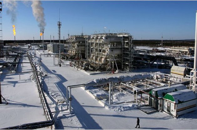 "Роснефть" и "Газпром" отложили ввод новых месторождений из-за цен на нефть