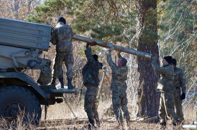 Украинская сторона в СЦКК: ситуация обостряется, боевики могут сорвать отвод вооружений