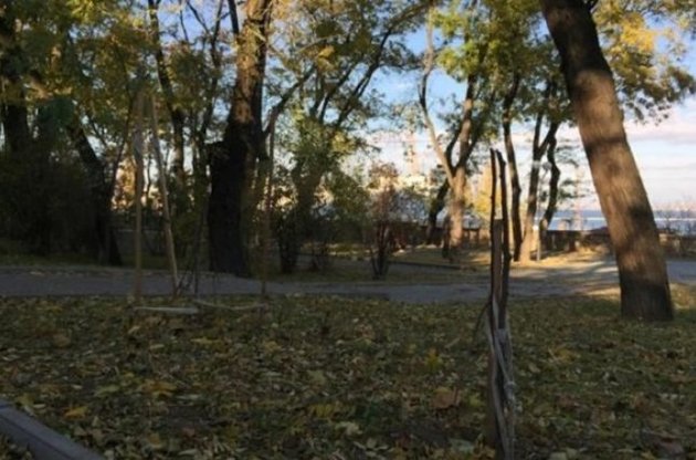 В Одессе вандалы уничтожили аллею Небесной сотни - СМИ