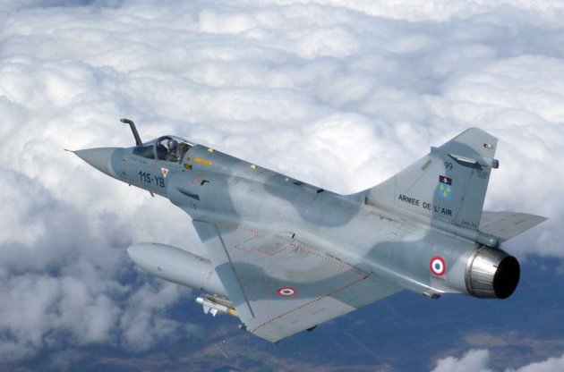 Франция вновь нанесла авиаудары по столице "Исламского государства"