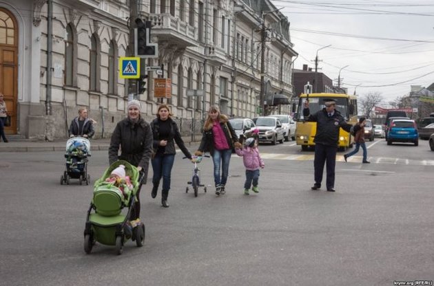 До кінця тижня кримські діти не будуть ходити до шкіл і дитсадків