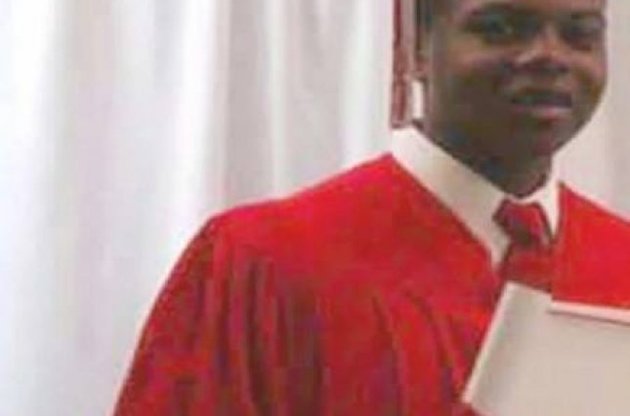 17-річний Макдональд навчався в місцевому коледжі