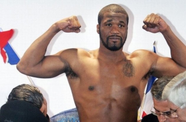 Беллу було 40 років