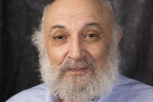 Так говорит Харольд Касимов. Один из чудом выживших детей Холокоста