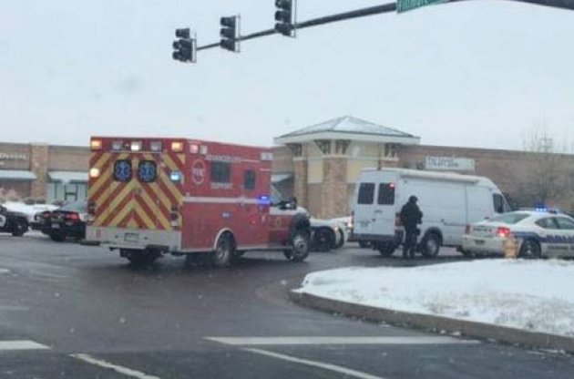 В США мужчина открыл стрельбу в абортарии