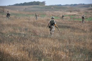 За минулу добу в зоні АТО п'ять солдатів підірвалися на міні