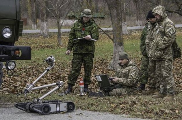 Украинская армия получила от Канады новейшее саперное оборудование