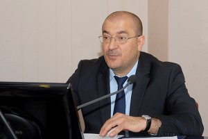 Деканоидзе анонсировала отставку Паскала