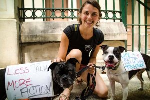 В австралійському марші на захист клімату брали участь люди з домашніми тваринами