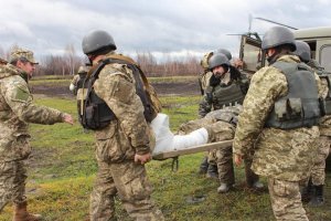 В зоне АТО на мине подорвался грузовик ВСУ, погиб один военный