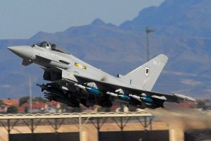 Британская авиация примет участие в операции против ИГ в Сирии