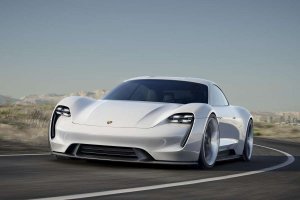 Германская Porsche начнет серийный выпуск спортивного электромобиля