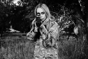 Бійці  "Невидимого батальйону", або Жінки до їжі не допускаються