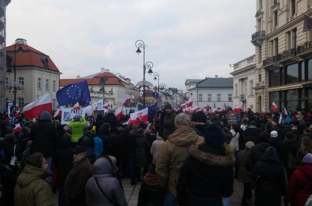В Варшаве прошел многотысячный антиправительственный митинг