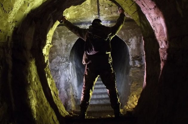 Дигерів Росії будуть кидати до в'язниці. Ілюстрація