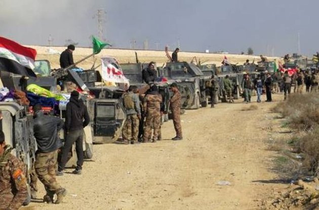 Армия Ирака готовит марш-бросок, чтобы отвоевать контролируемый "ИГ" город Рамади