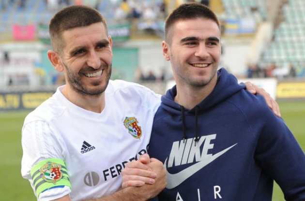 Даллку остается, Янузи уходит