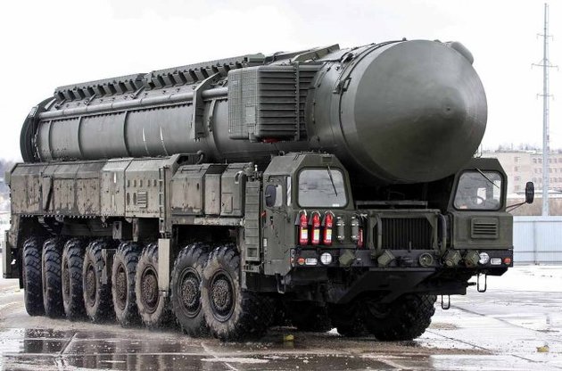 В России испытали межконтинентальную баллистическую ракету "Тополь"