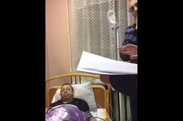 Корбану зачитали текст повістки в палаті