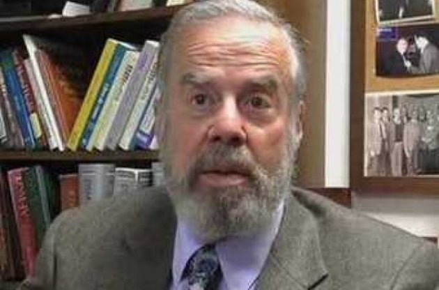 Роберт Спітцер помер у віці 83 років