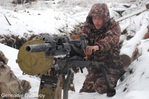 Штаб АТО: боевики с начала суток 17 раз нарушили "тишину"