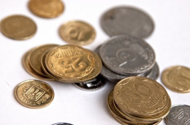 НБУ снизил официальный курс гривни на 27 копеек