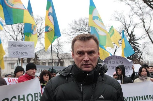 Налоговое давление на аграриев обваливает гривню - политик