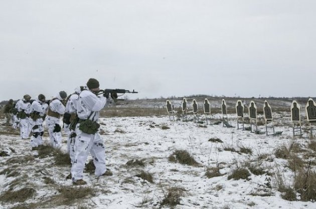 Бойцов украинских ССО готовят американские инструкторы